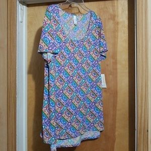 Lularoe Classic Tee size XL